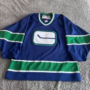 Authentic MiC CCM Vintage NHL Vancouver Canucks Stick in Ice Jersey Men's Medium